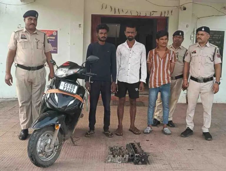 चकरभाठा पुलिस ने ट्रांसपोर्ट नगर चोरी कांड का किया खुलासा,तीन आरोपी गिरफ्तार 1001124994 768x5828559148860504578915 1