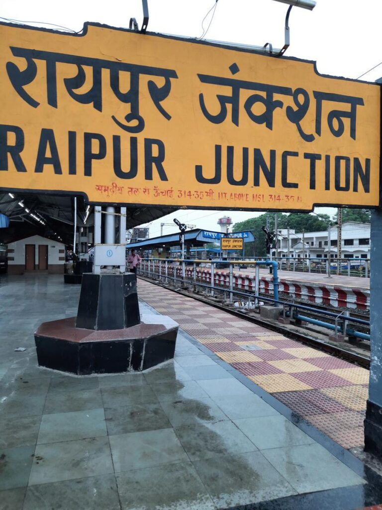 20220702061448151430416909192052231500594 768x1024