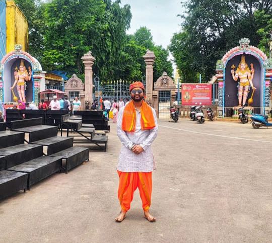 बलौदाबाजार के दो युवाओं ने रचा इतिहास: बाइक से की चारधाम यात्रा, 4400किलोमीटर का कठिन सफर किया पूरा Image Editor Output Image 249705892 17583816773305968033445234714940