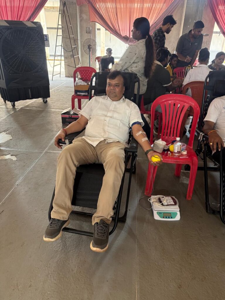 अग्रवाल समाज द्वारा विशाल रक्तदान एवं हेल्थ चेकअप कैम्प का सफल आयोजन Img 20250919 Wa00957999009357546412432 768x1024