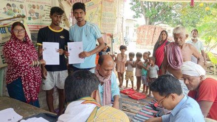 स्पेशल इंटेंसिव रिविजन (SIR) की डेडलाइन 7 दिन बढ़ी,12 राज्यों में वोटर वेरिफिकेशन अब 11 दिसंबर तक, फाइनल लिस्ट 14 फरवरी 2026 को Bihar Sir Row5317187291795439303