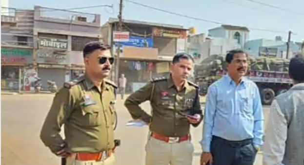 तिल्दा-नेवरा रेलवे फाटक के पास ओवरब्रिज–अंडरब्रिज निर्माण को लेकर अतिक्रमण हटाने की कार्रवाई तेज Image Editor Output Image 426022566 17656240256456959576406673201543