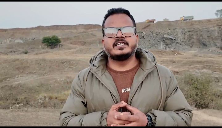 जब सत्ता मौन साध ले और कानून केवल फाइलों तक सिमट जाए, तब माफियाओं के हौसले पहाड़ों से भी ऊंचे हो जाते हैं,अवैध उत्खनन की सच्चाई उजागर करने पर पत्रकार सुशांत गौतम पर जानलेवा हमला Image Editor Output Image 1107303224 17686439926341942899748662175796