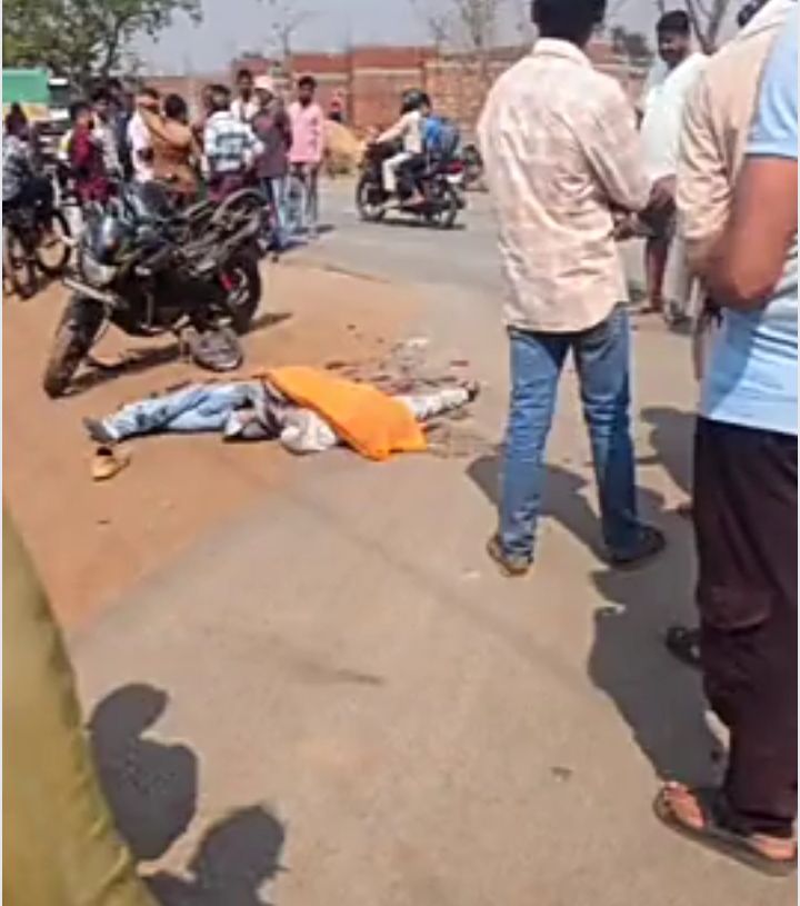 सिमगा, बलौदाबाजार, पौंसरी के पास सड़क हादसे में दो पुलिसकर्मियों की मौत, Image Editor Output Image 2028022686 17720185268014819947382246046184