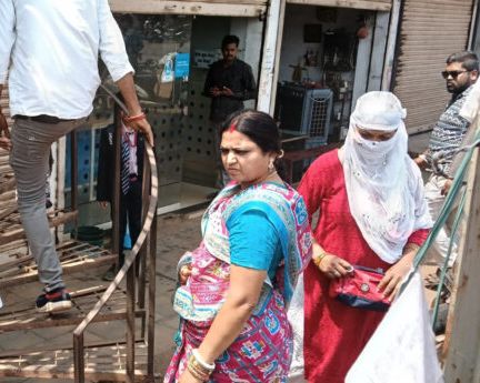 तिल्दा-नेवरा में अतिक्रमण पर सख्ती: दूसरे दिन भी शांतिपूर्ण कार्रवाई, Image Editor Output Image1054776017 17739888760571902163403867991707